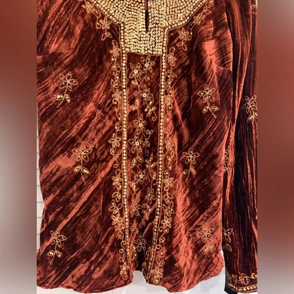 NWT ECI New York Whymsigoth Fairy crushed velvet y2k sequins top bell sleeve s.8 - Picture 3 of 5